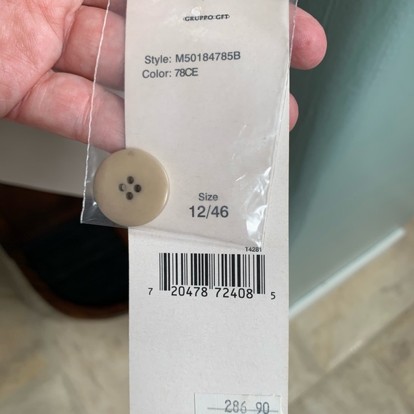 Vintage Emanuel Ungaro jacket - Picture 2 of 6